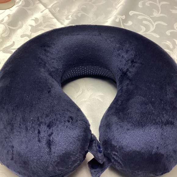 Comfortable NAVY BLUE  Travel Neck Pillow Soft Support‎ Airplane Car Bus Train - Picture 4 of 5